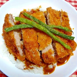 揚げたてとんかつのカツカレー